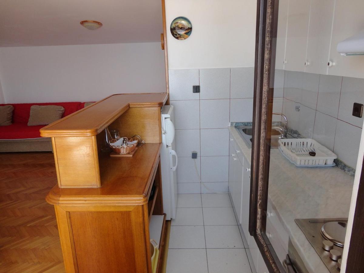 Apartman Lucijan Marusici  Eksteriør bilde